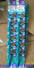disposable razor in display hanging card ( H2)