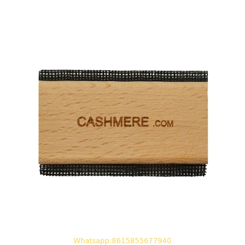 Wholesale Custom Logo Wooden Cashmere Comb Wooden Portable Cloth Cleaning Brushes Eco Friendly Cashmere Sweater Comb